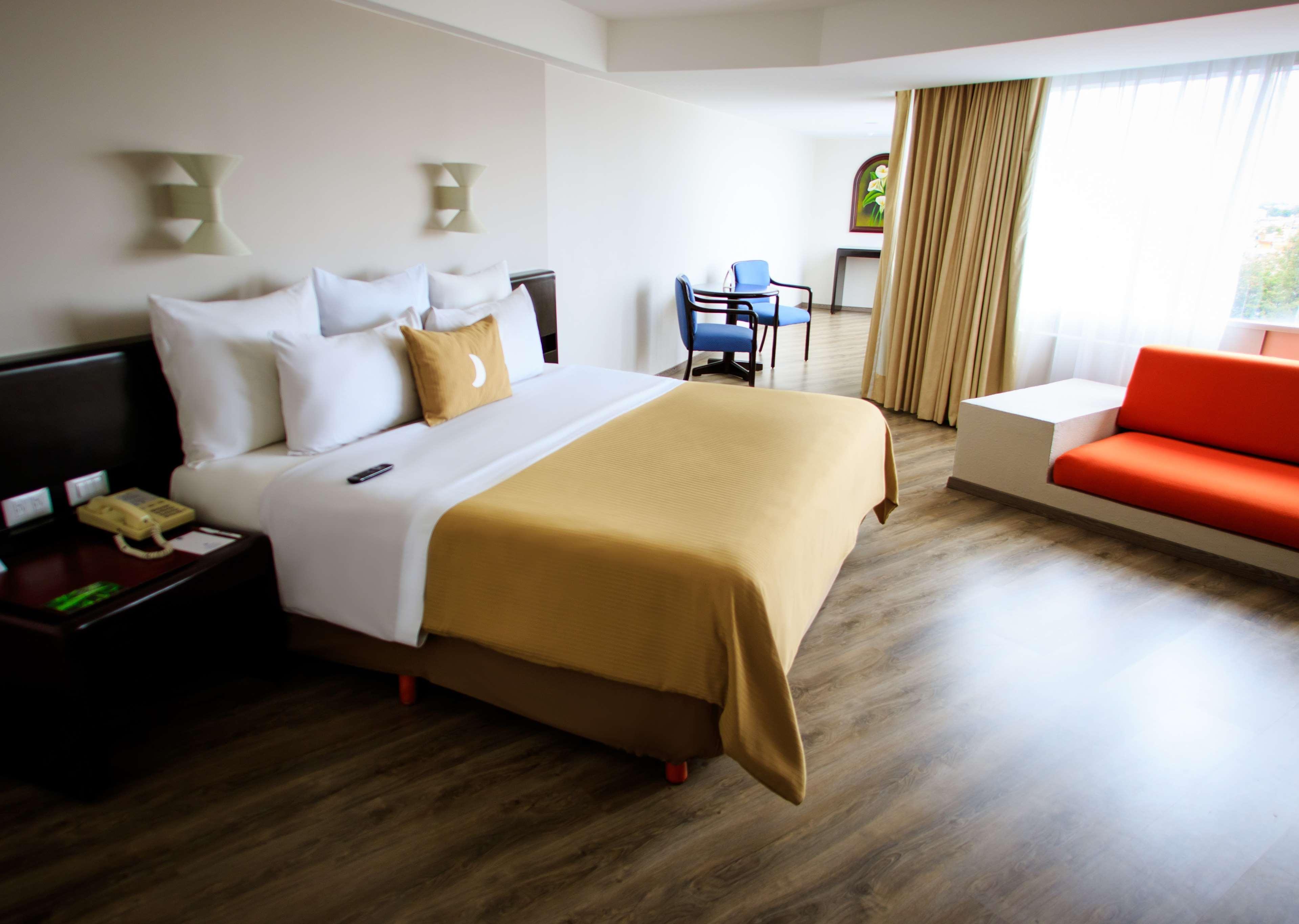 Grand Cantalagua Hotel Morelia, BW Signature Collection Bagian luar foto
