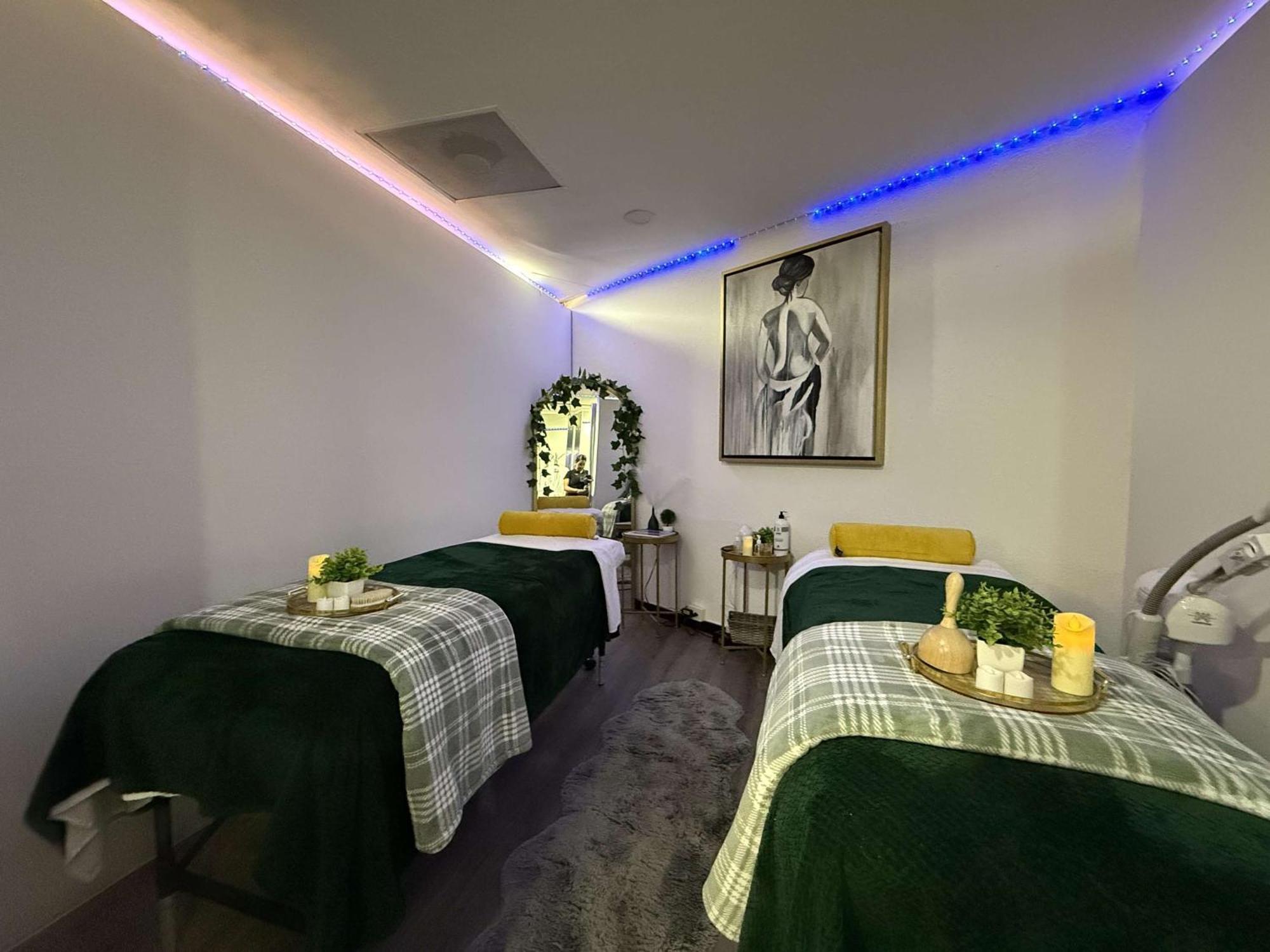 Grand Cantalagua Hotel Morelia, BW Signature Collection Bagian luar foto Massage beds